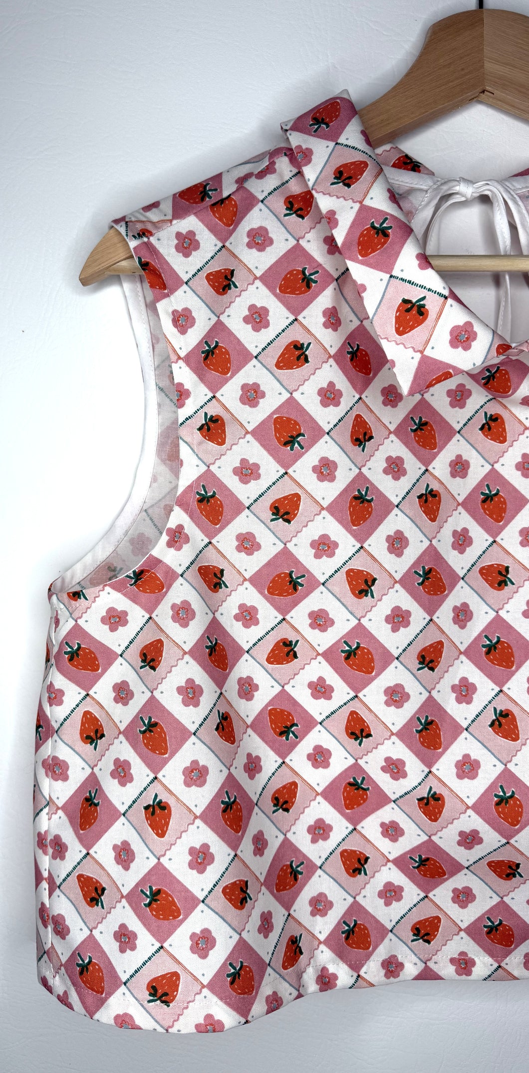 Ana Crop Top Checkers Fresa