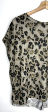 Load image into Gallery viewer, Tee Shirt Cheeta
